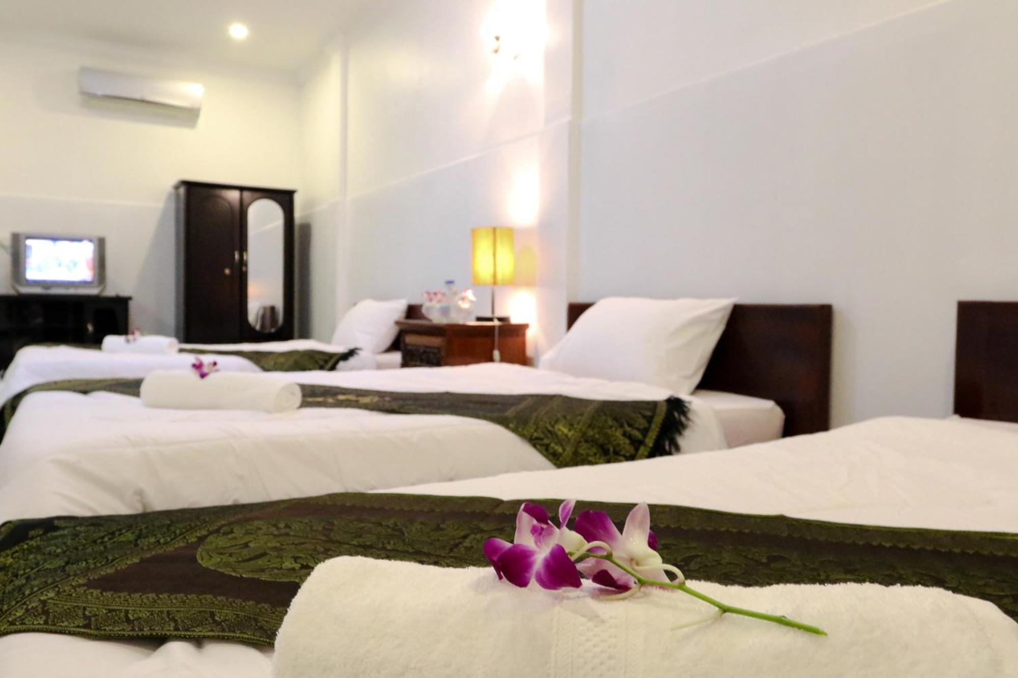 Sky Residence - 50M To Museum And Riverside Phnom Penh Phòng bức ảnh
