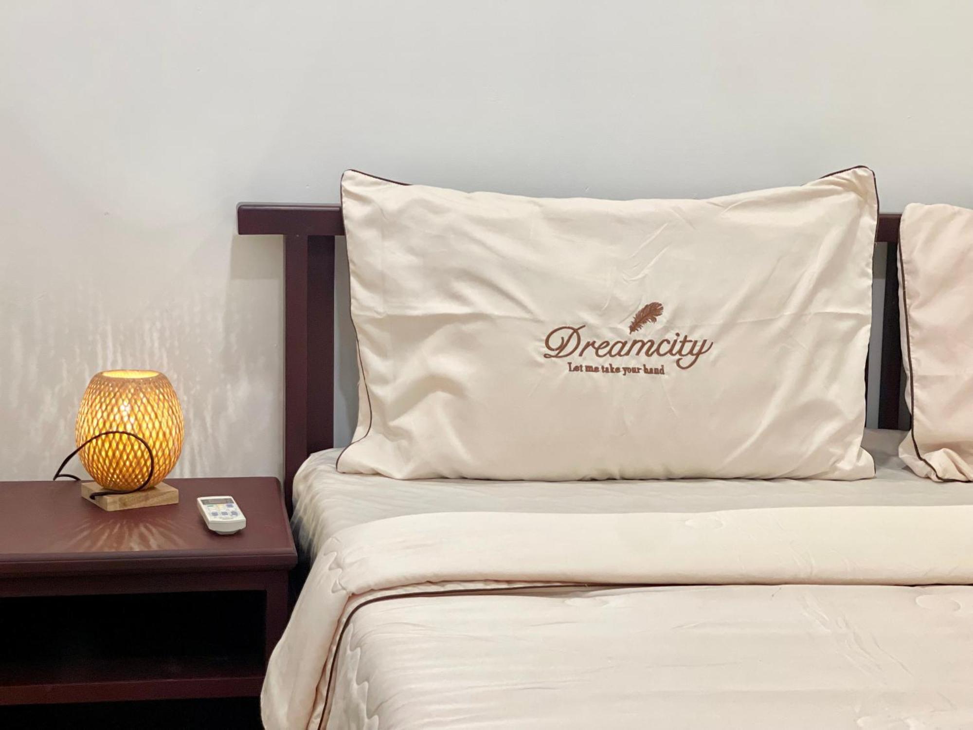 Sky Residence - 50M To Museum And Riverside Phnom Penh Ngoại thất bức ảnh